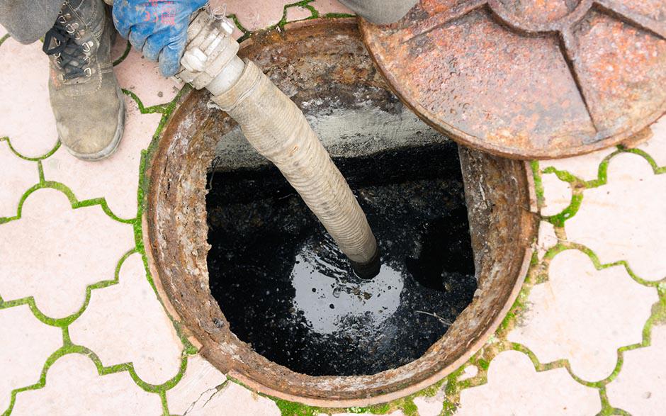 société de débouchage canalisation Mériel